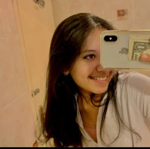 Meet your Posher, Noyonika